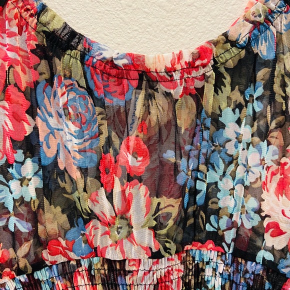 Renuar top - Picture 8 of 8